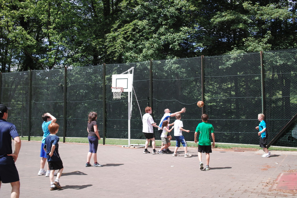 20100528_spa/2010-05-29 13-21-43_Badminton_Spa.JPG